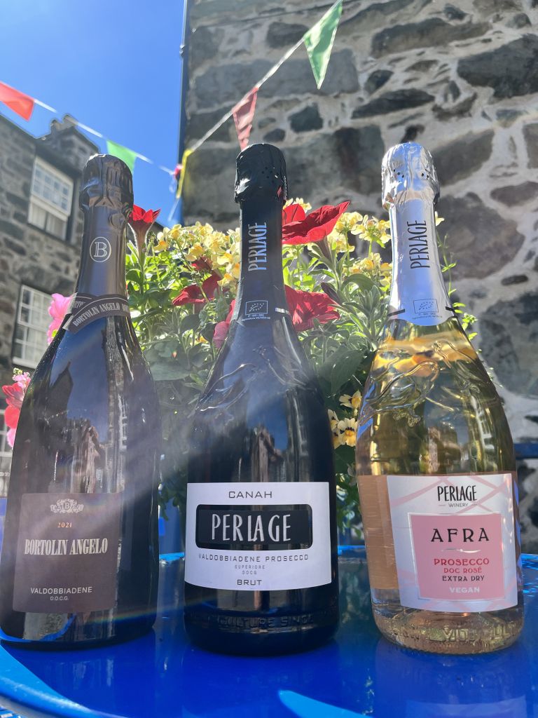 Bortolin Angelo Prosecco Valdobbiadene
Perlage Canah Prosecco Valdobbiadene Brut
Perlage Afra Prosecco DOC Rose Extra Dry
